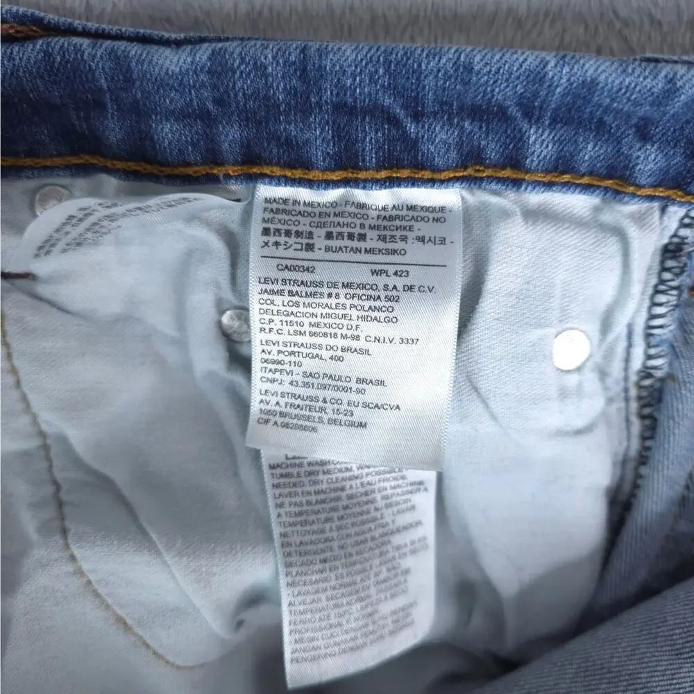 Levis Jeans Mens 38x30 Blue‎ 559 Relaxed Straight Distressed Denim Stretch 2013